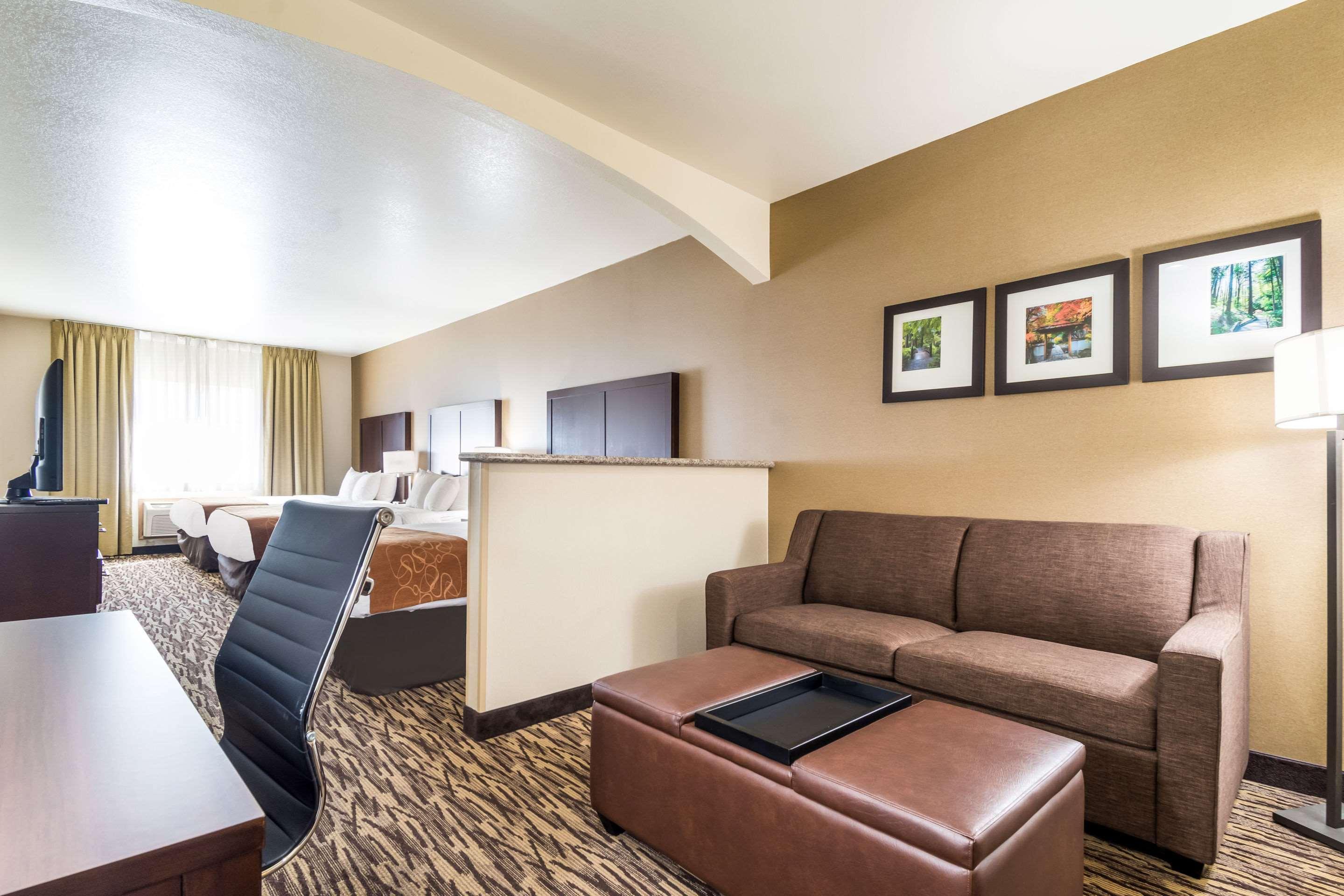 Comfort Suites Portland Airport Екстериор снимка